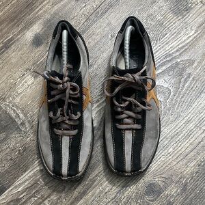 Born handcrafted, footwear, Casual Shoes Size 9 1/2